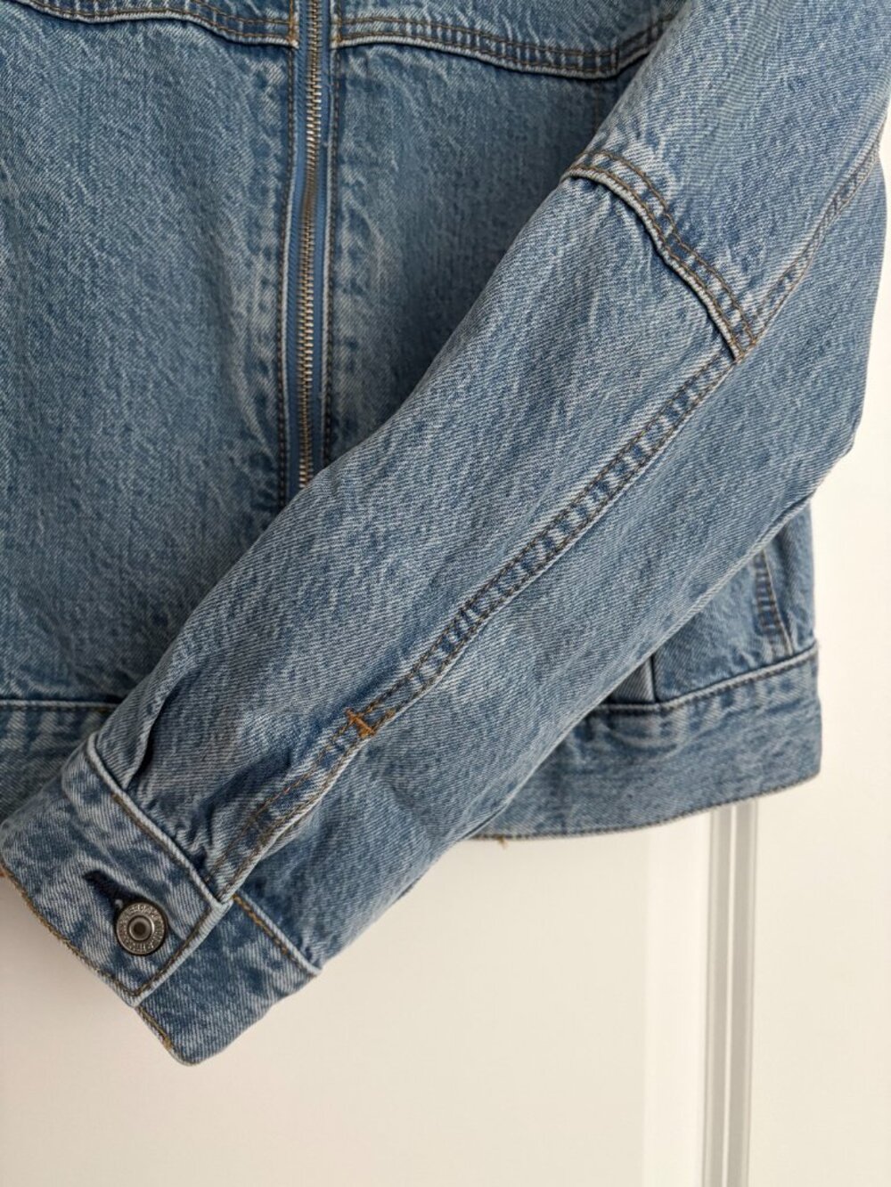 Abercrombie & Fitch Zip Up Denim Jacket - Picture 3 of 5
